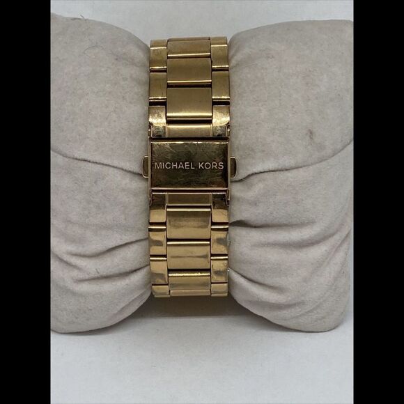 Michael Kors MK5263 Women's Rose Gold Stainless Steel Analog Dial Watch MP765 - Picture 6 of 12